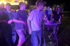 Foto-01.05.25-23-19-15