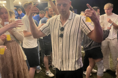 Foto-01.05.25-23-20-40